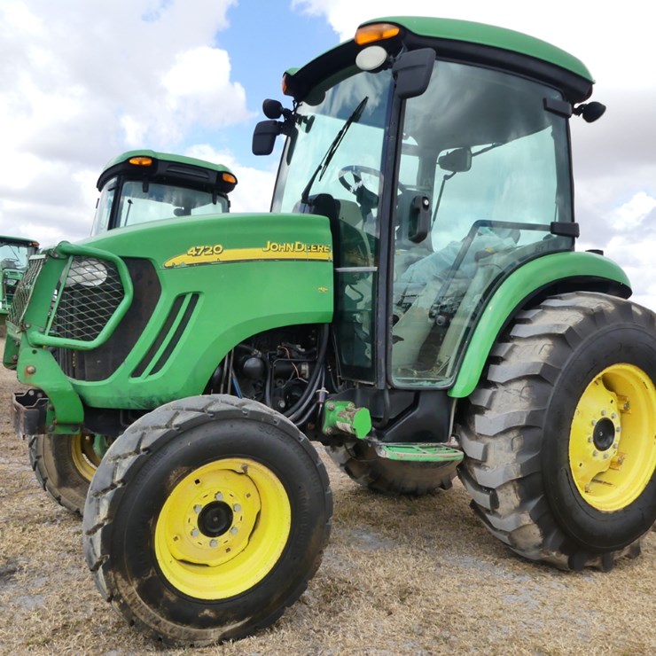 JOHN DEERE 4720