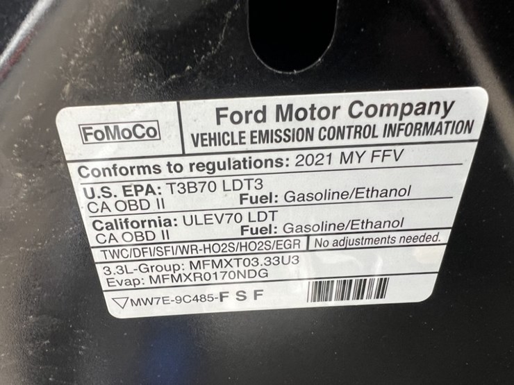 2021-ford-explorer-image-13