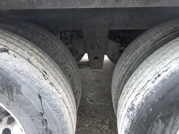 2016-hyundai-reefer-image-12