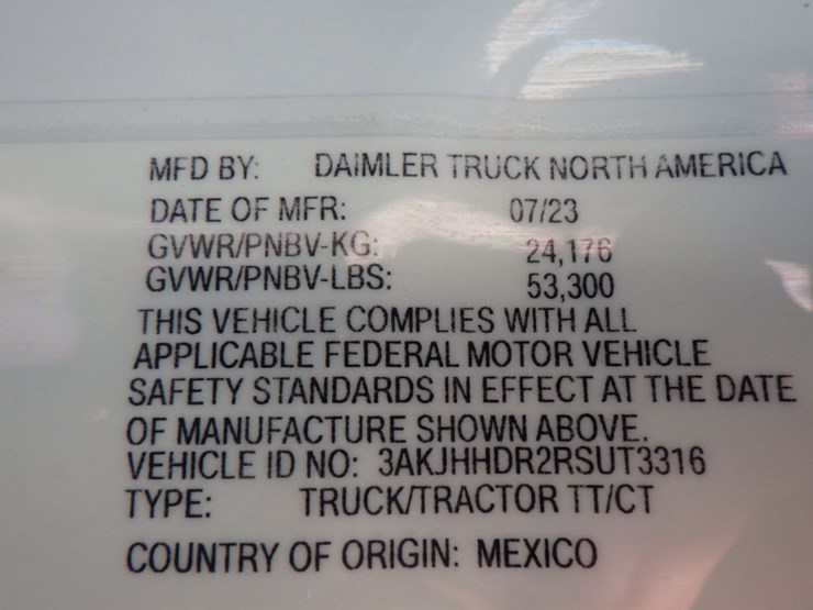 2024-freightliner-cascadia-126-image-22