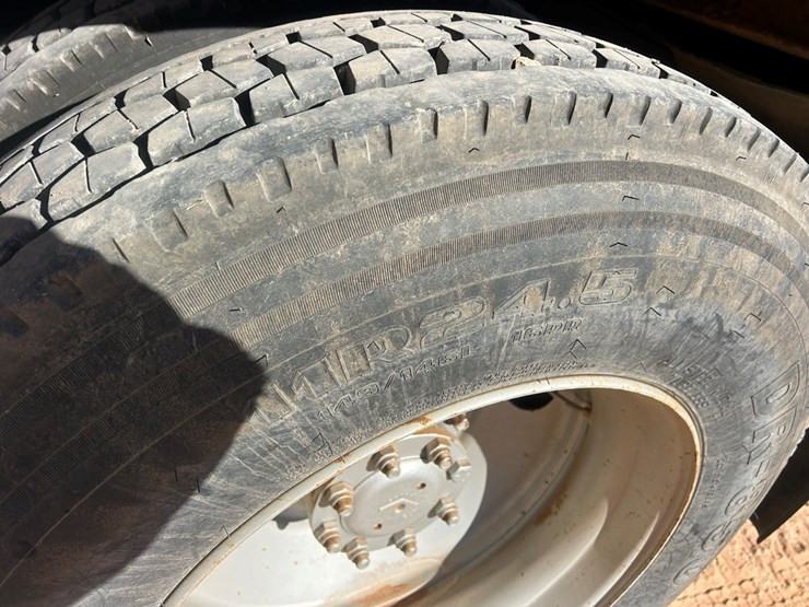 1996-international-9200-image-12