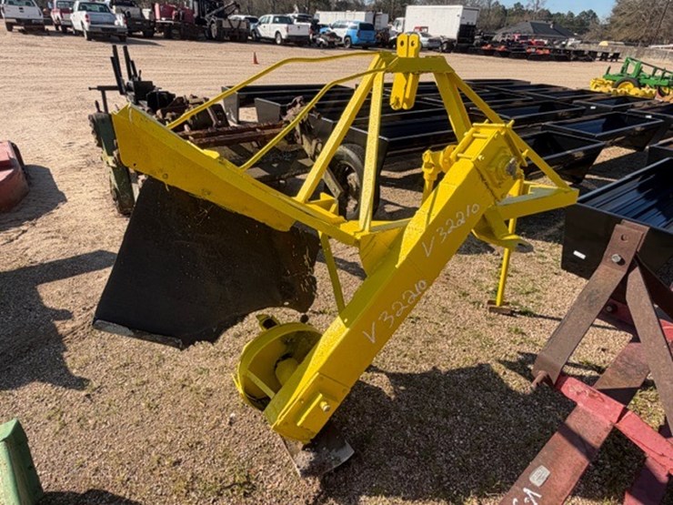 #989-•-3-pth-ditcher-image-4