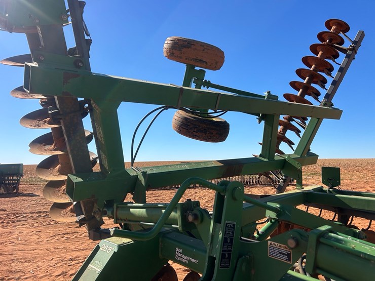 john-deere-637-image-8