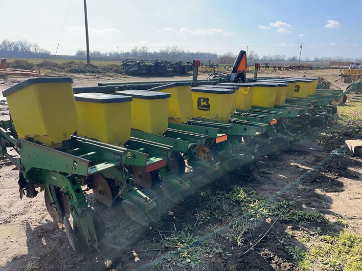 john-deere-1730-image-3