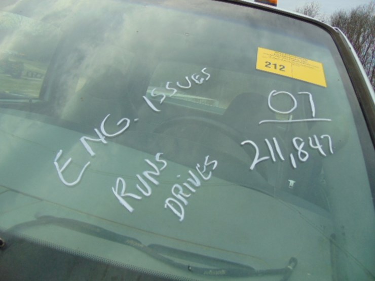 2007-ford-f550-image-11