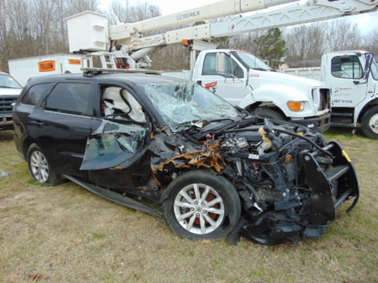 2020-dodge-durango-image-2