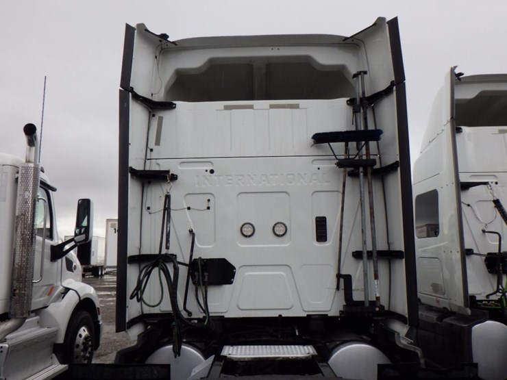 2019-international-lt-image-12