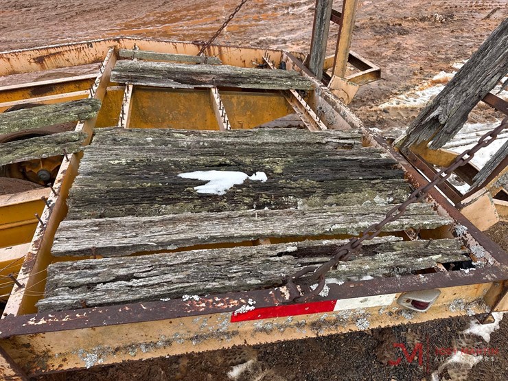 20'-tri-axle-tag-trailer-image-10