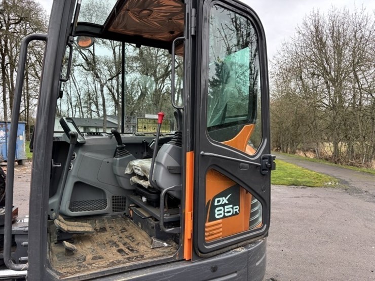 2022-doosan-dx85r-3-image-25