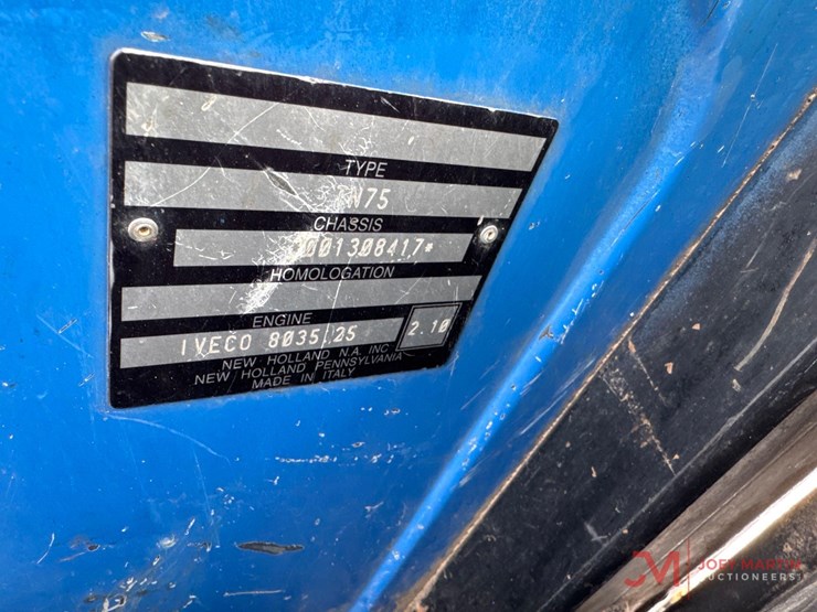 new-holland-tn75-image-18