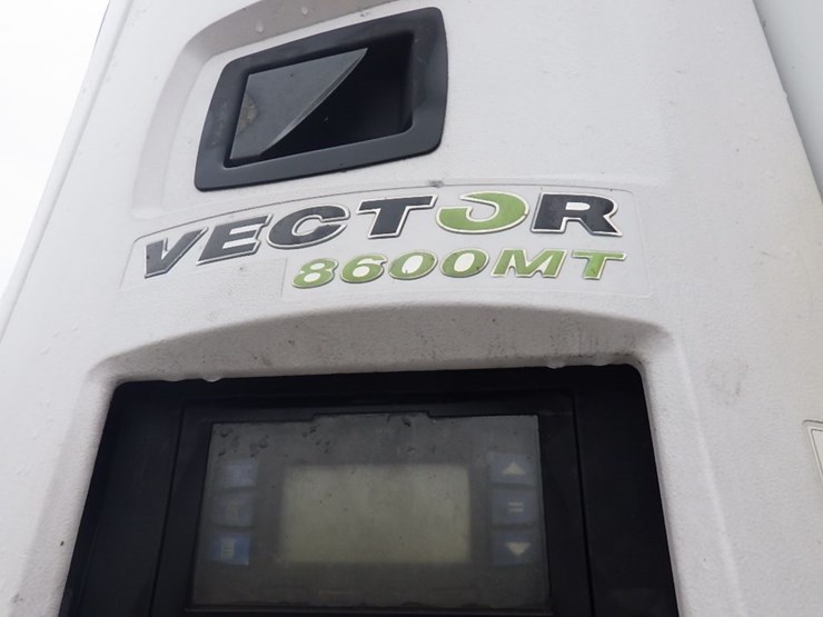 2016-hyundai-reefer-image-27