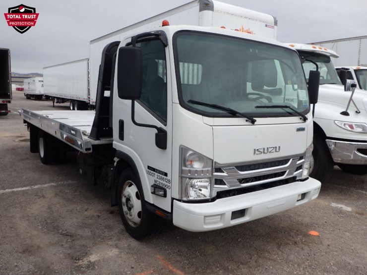 2020-isuzu-nrr-image-3