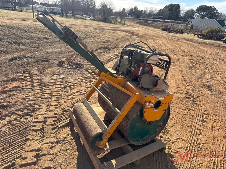 kesmacktr30-walk-behind-roller-image-2