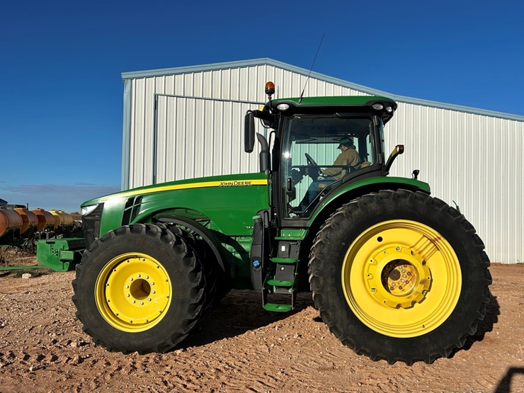 2019-john-deere-8370r-image-33