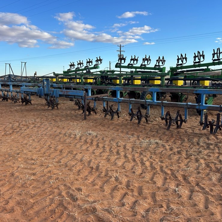 #91 • Sam Stevens Sand Fighter