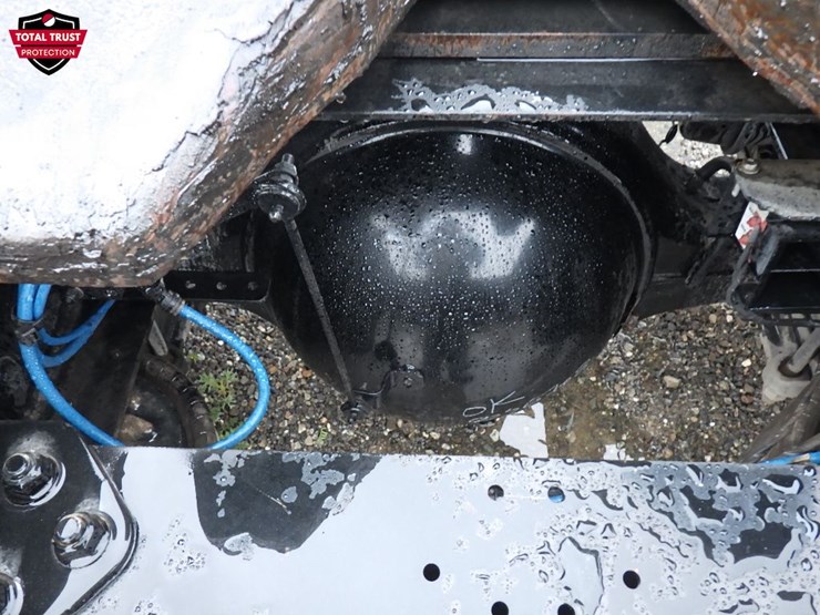 2022-freightliner-cascadia-126-image-8