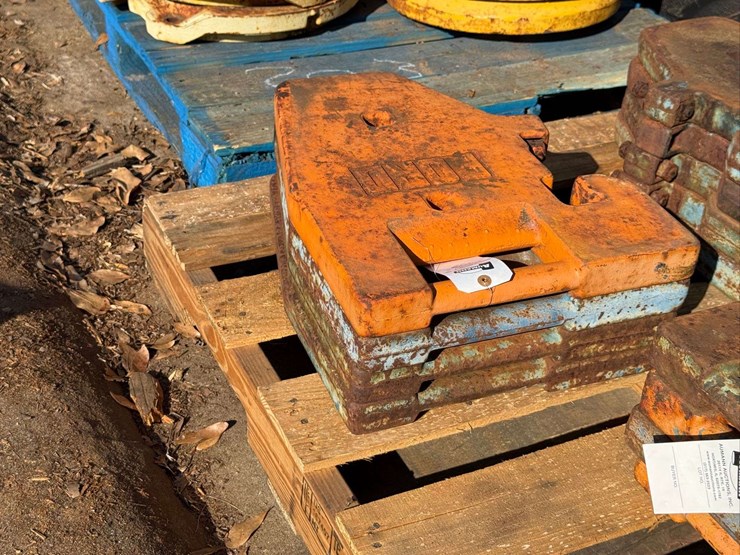 (4)-ford-suitcase-weights-image-4