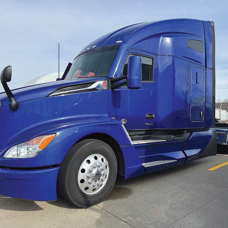 2023 KENWORTH T680