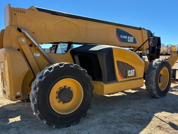 2020-caterpillar-tl1255d-image-4