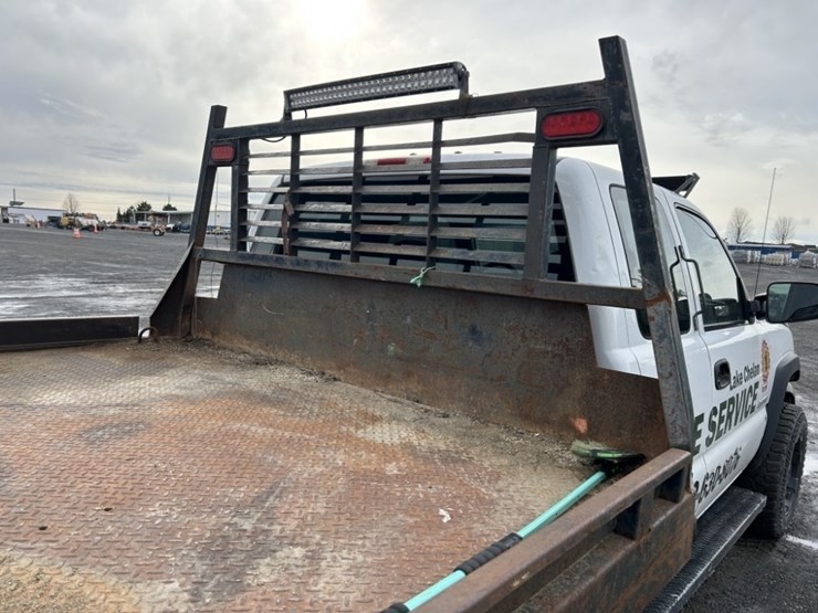 2006-chevrolet-silverado-3500-image-35