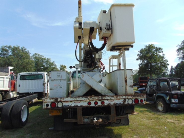 2004-ford-f750-image-8