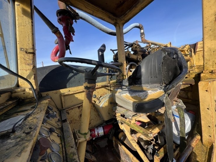 1985-caterpillar-621b-image-18