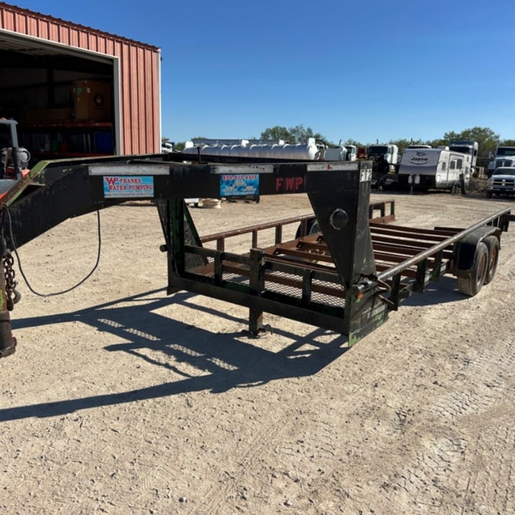 2002 SHOP 20' FLATBED GOOSENECK