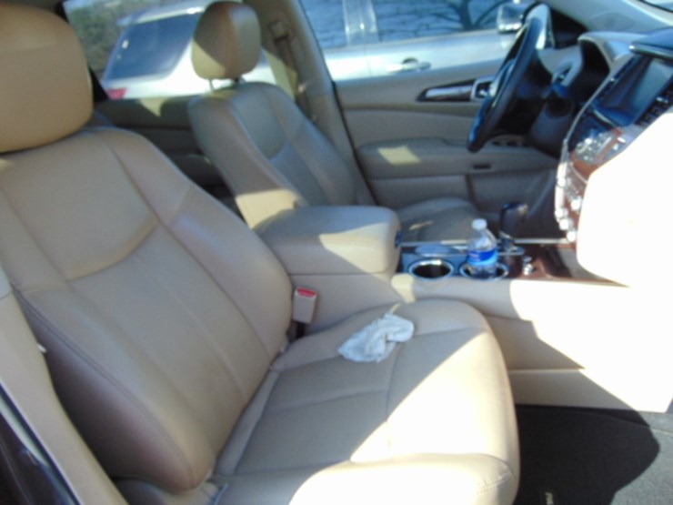 2016-nissan-pathfinder-image-7