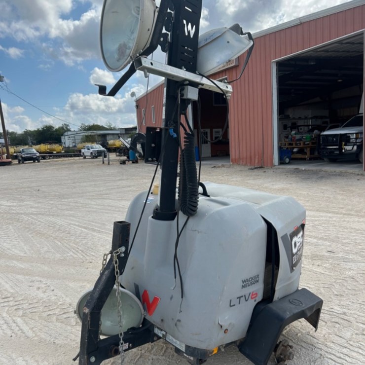 WACKER NEUSON LIGHT TOWER