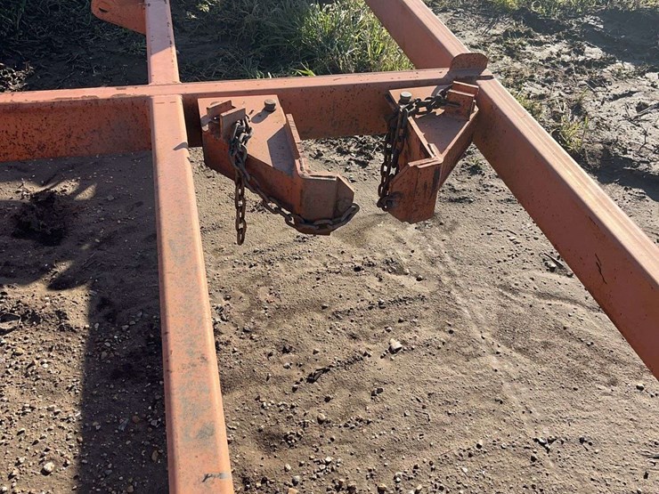 tensas-turn-table-equipment-mover-with-header-bracket-image-11