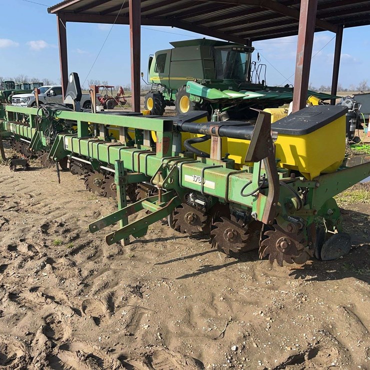 JOHN DEERE 1730