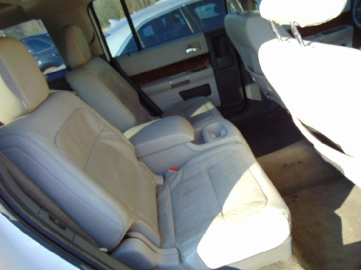 2012-ford-flex-image-4