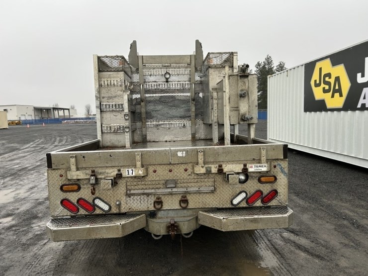 2009-dodge-ram-5500-image-4