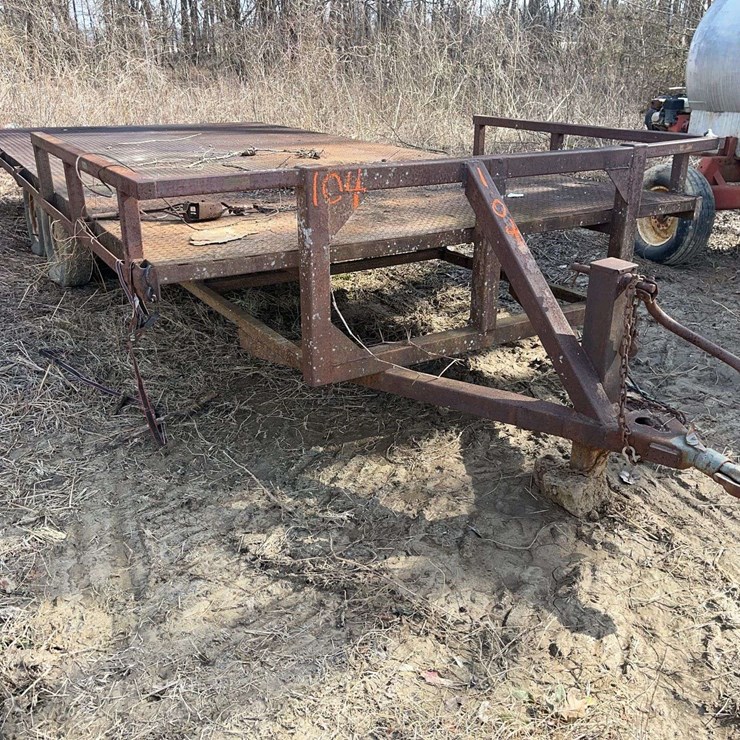 Equipment Trailer with Dovetail