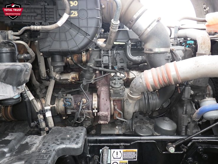 2022-kenworth-t680-image-31