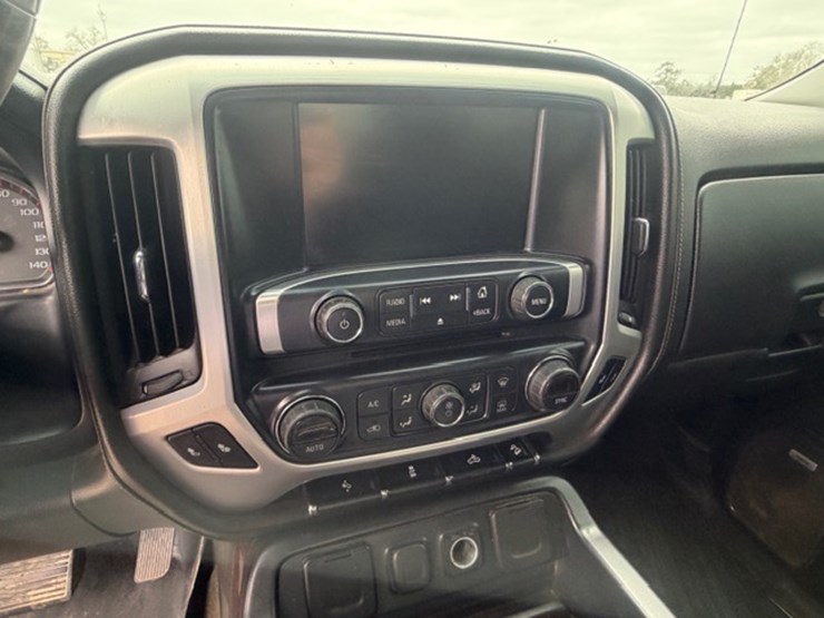 #428-•-2015-gmc-k1500-pickup-image-45