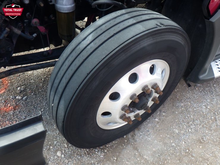 2020-kenworth-t680-image-22