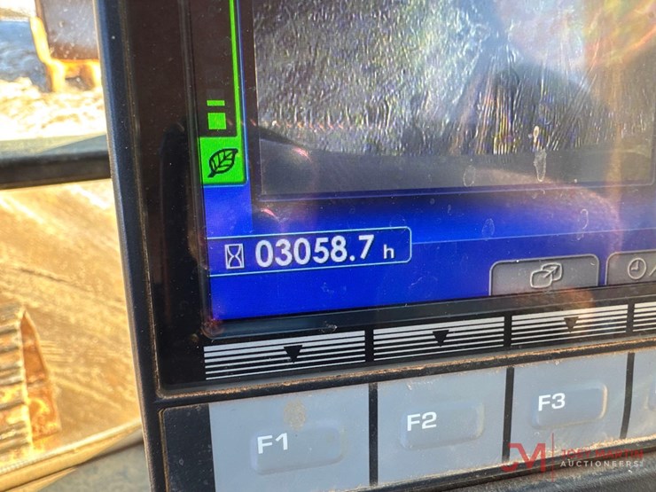 2018-komatsu-pc210-lc-11-image-29