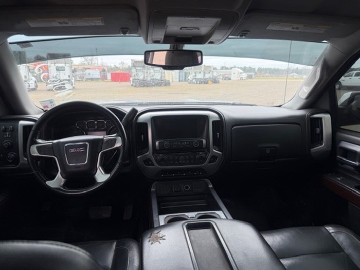 #428-•-2015-gmc-k1500-pickup-image-32