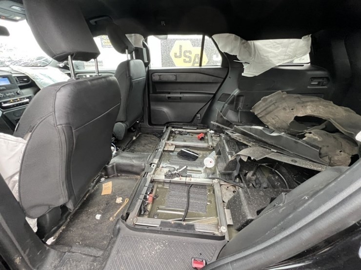 2024-ford-explorer-image-22