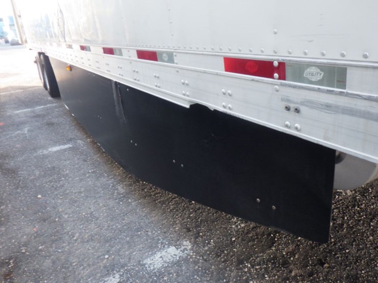 2017-utility-3000r-image-5