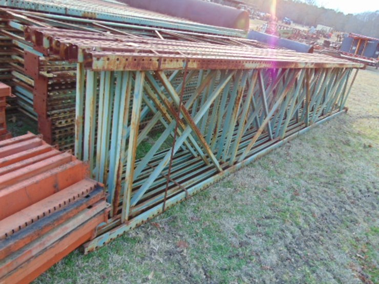 approx.-(24)-horizontal-bars-&-(8)-uprights-image-1