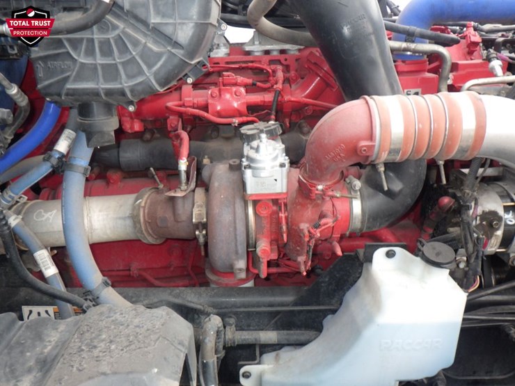 2022-kenworth-t680-image-24