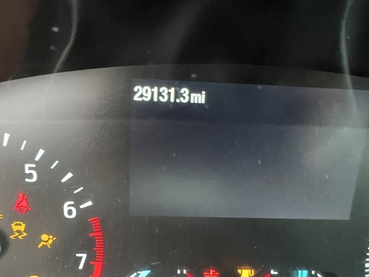 2024-ford-explorer-image-32