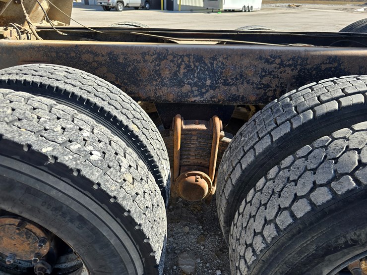 1998-mack-dm600-image-61