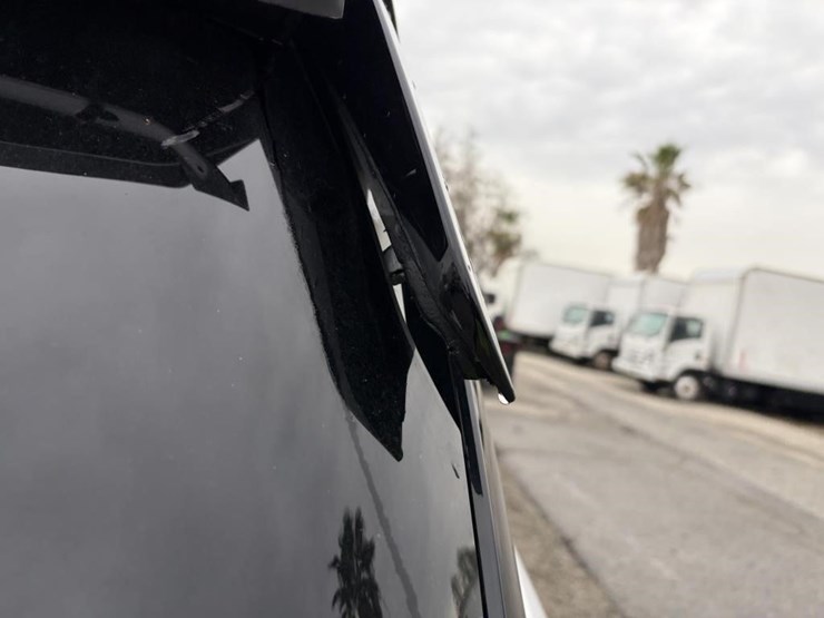 2020-ford-explorer-image-6