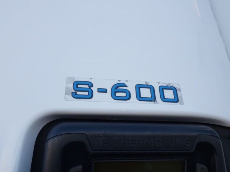 2016-utility-3000r-image-16