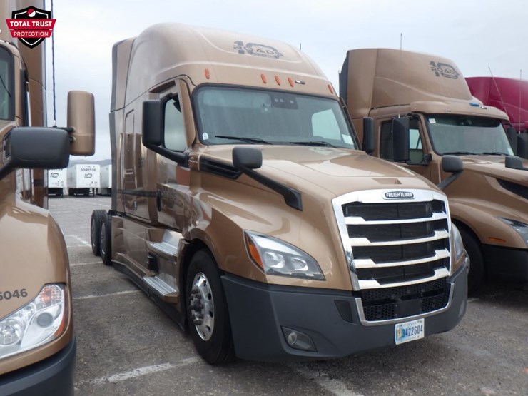 2023-freightliner-cascadia-126-image-3
