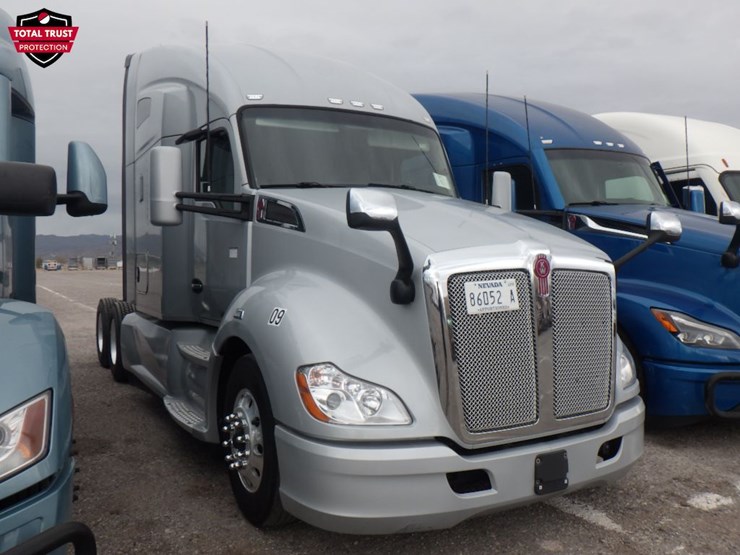 2020-kenworth-t680-image-3