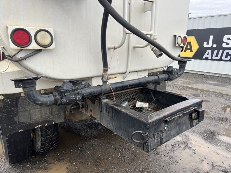 1995-ford-l9000-image-22